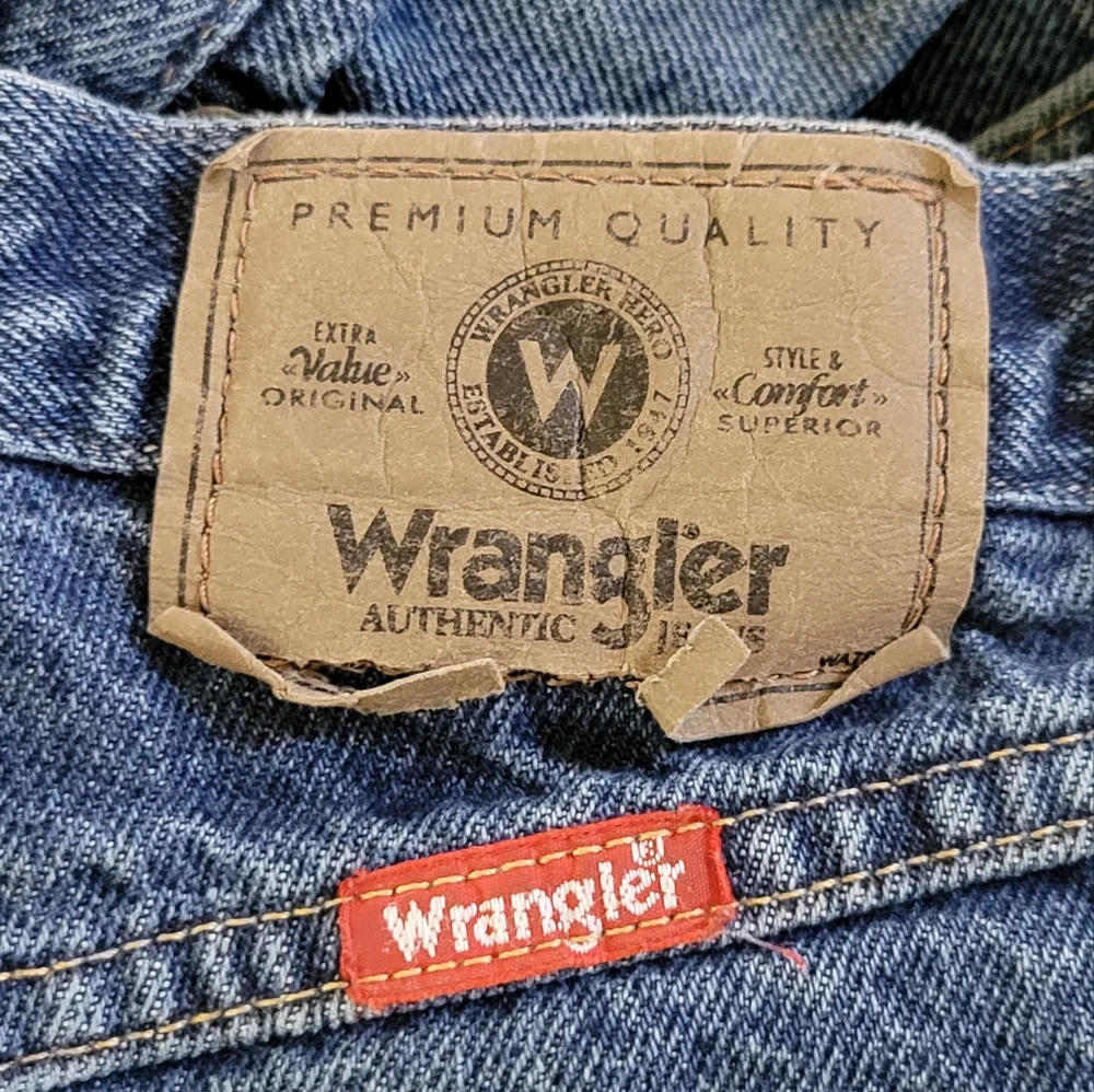 Wrangler Men's Blue Jeans